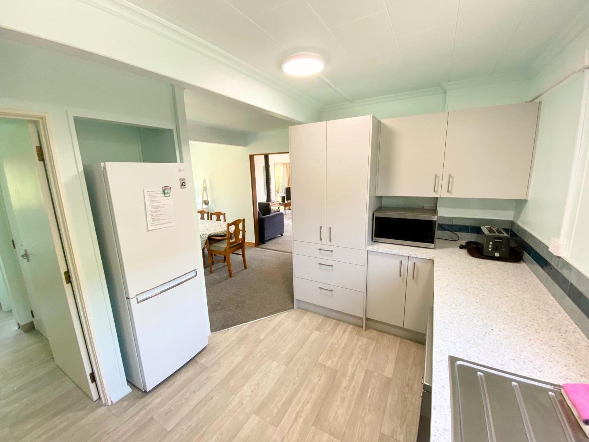Coastal Charm In Patons Rock Villa Rangihaeata Exterior foto